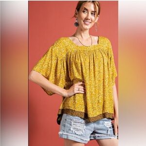 NWT Easel Floral Yellow Top - Size M